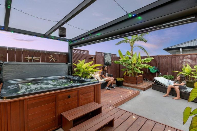 Photo of property in 32 Sabre Street, Papamoa Beach, Papamoa, 3118