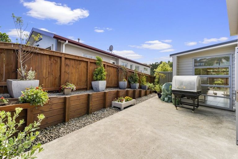 Photo of property in 51 Te Puia Drive, Aotea, Porirua, 5024