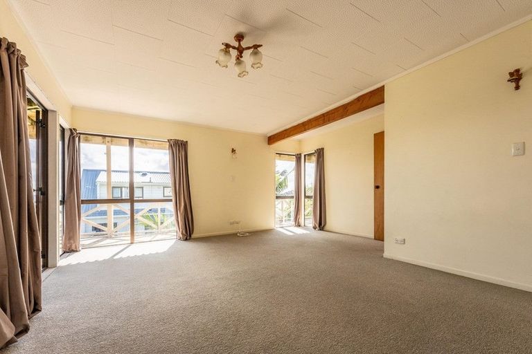 Photo of property in 11 Te Kapa Place, Snells Beach, 0920