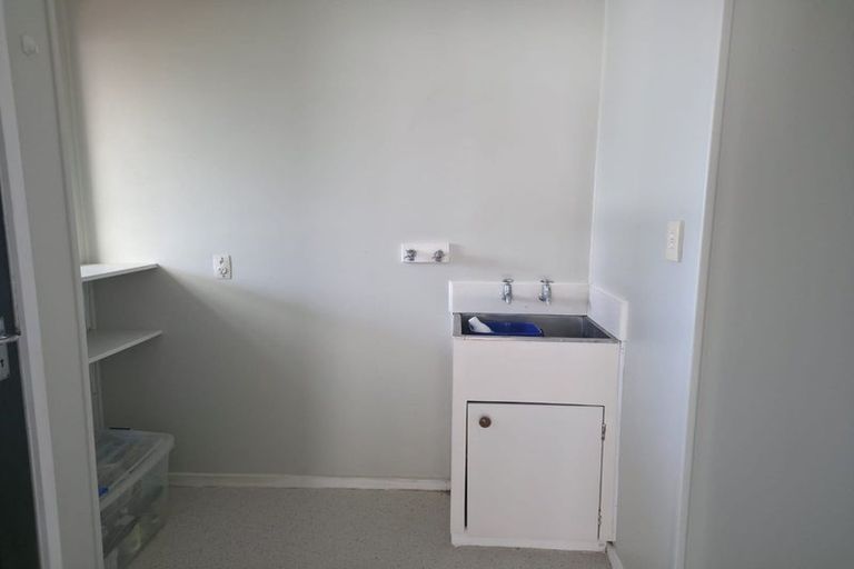 Photo of property in 26 Newham Place, Henderson, Auckland, 0612