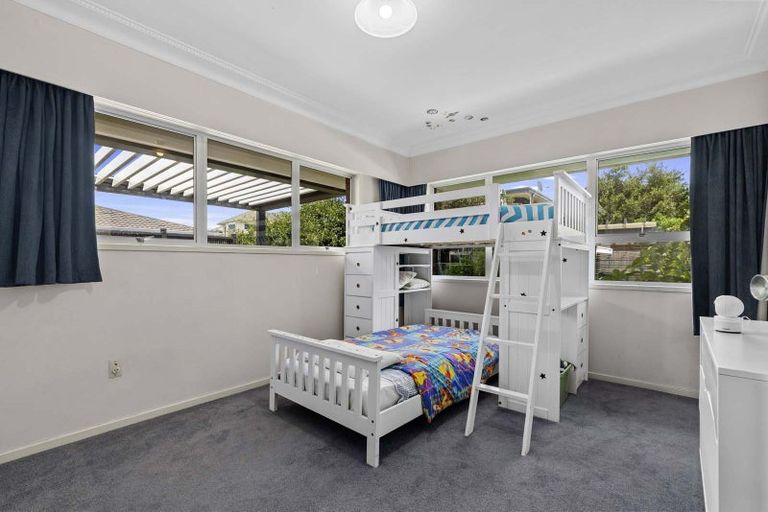 Photo of property in 6 Laing Place, Otumoetai, Tauranga, 3110