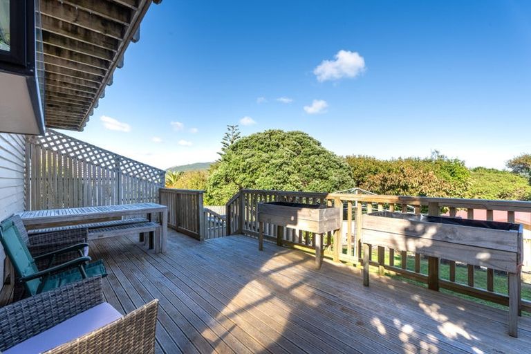 Photo of property in 19 Jillett Street, Titahi Bay, Porirua, 5022