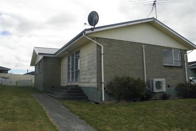 Photo of property in 53 Dunbeath Crescent, Kew, Invercargill, 9812