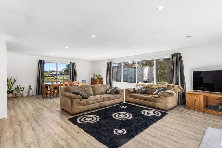 Photo of property in 36 Bridge Street, Coalgate, 7673