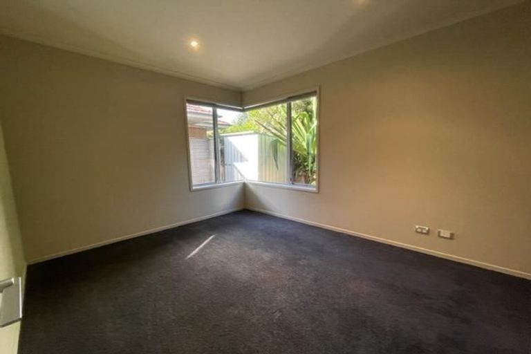 Photo of property in 2/348 Beach Road, Mairangi Bay, Auckland, 0630
