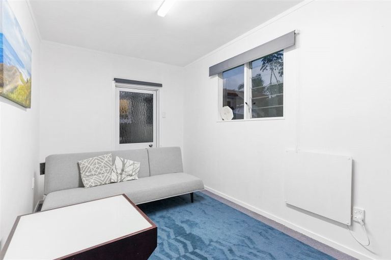 Photo of property in 1/13 Tristram Avenue, Forrest Hill, Auckland, 0620