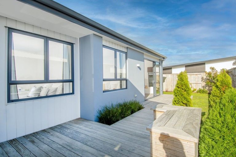 Photo of property in 26 Knightia Drive, Papamoa Beach, Papamoa, 3118