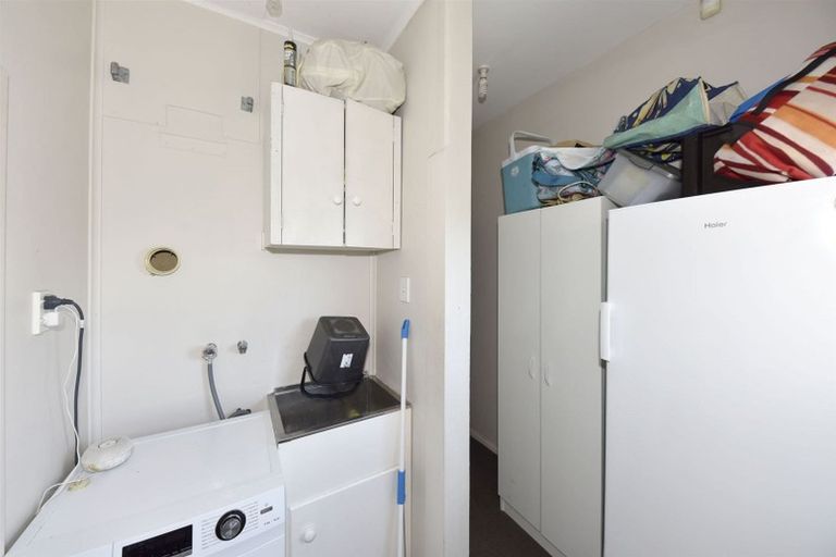 Photo of property in 146 Wainoni Road, Avondale, Christchurch, 8061