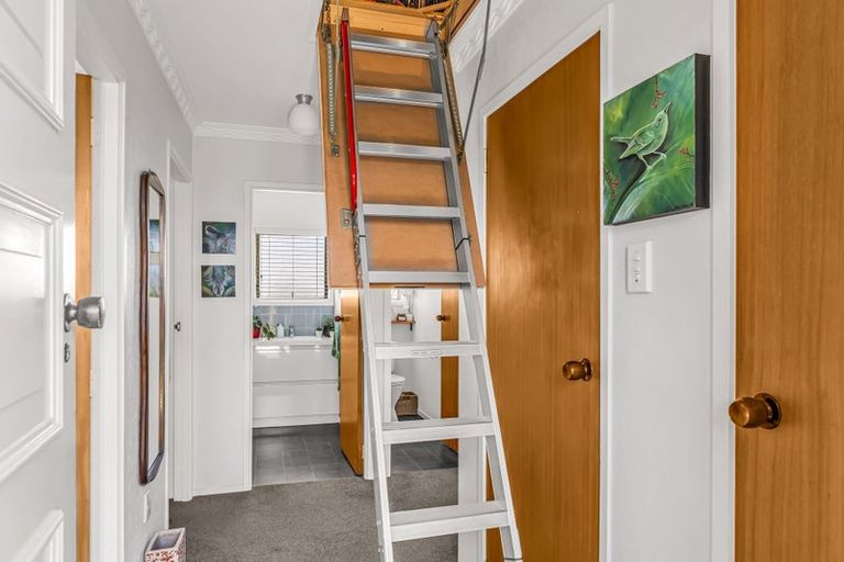 Photo of property in 277 Aberdeen Road, Gisborne, 4010