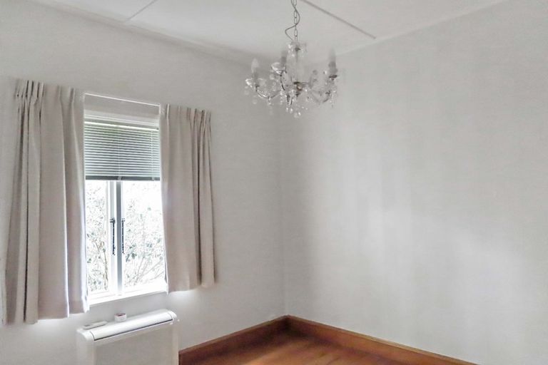 Photo of property in 30 Granville Street, Silverstream, Upper Hutt, 5019