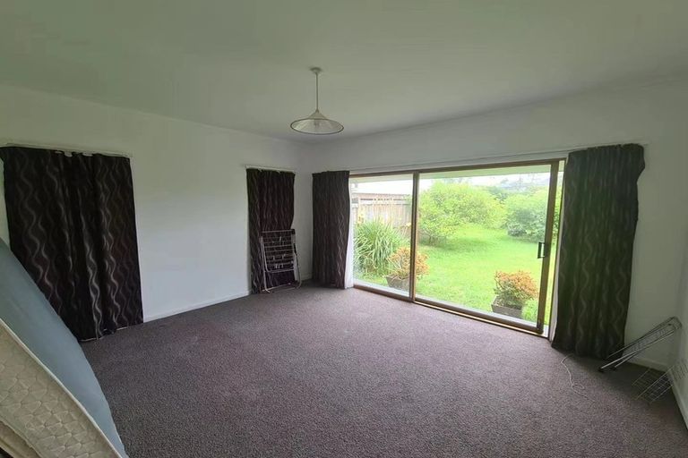 Photo of property in 39 Churchill Road, Murrays Bay, Auckland, 0630