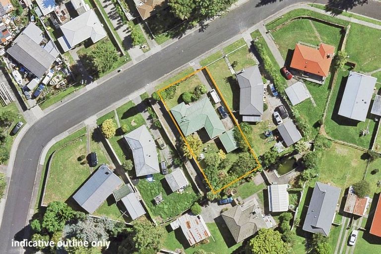 Photo of property in 16 Eastburn Street, Papakura, 2110