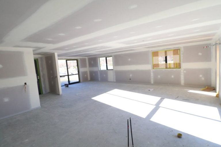 Photo of property in 8 Walton Way, Flaxmere, Hastings, 4120