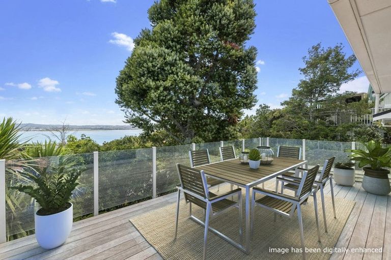 Photo of property in 1/78 Rangatira Road, Beach Haven, Auckland, 0626