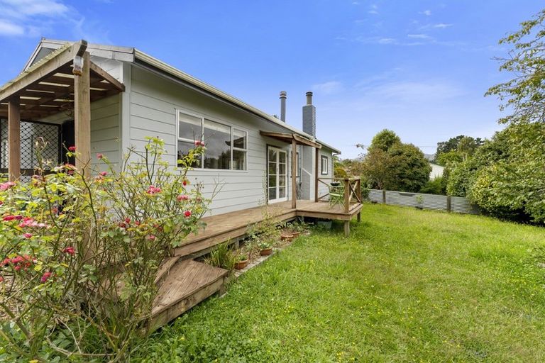 Photo of property in 19 Churchill Crescent, Shannon, 4821