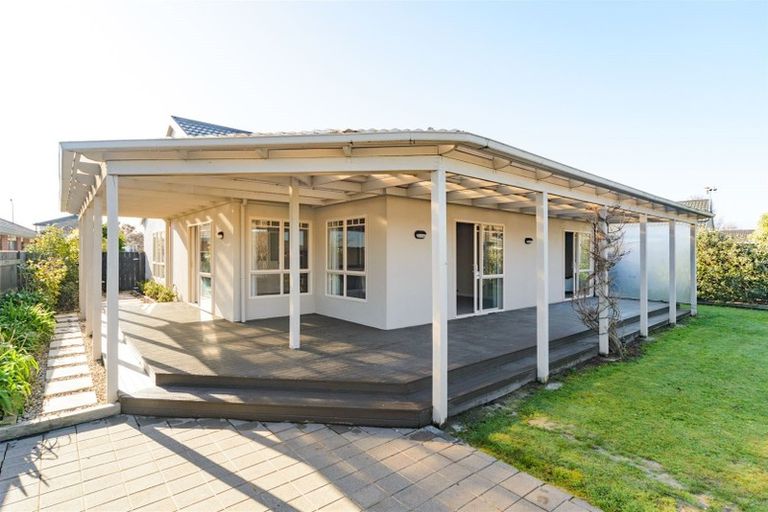 Photo of property in 5 Montana Way, Milson, Palmerston North, 4414