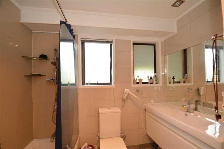 Photo of property in 56 Hollyford Drive, Clover Park, Auckland, 2105