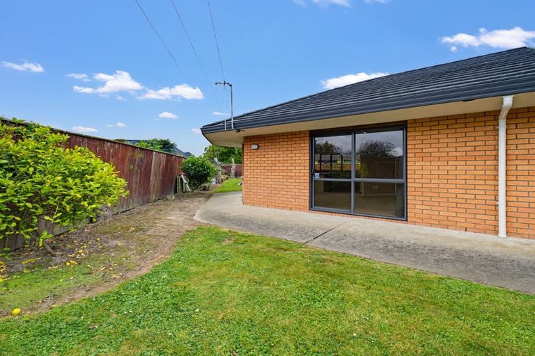 Photo of property in 66 Royal Oak Drive, Kelvin Grove, Palmerston North, 4414