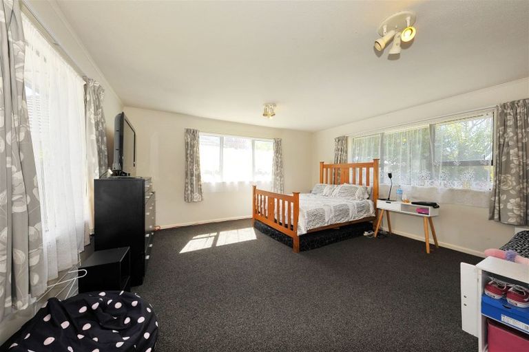 Photo of property in 34 Ravenna Street, Avonhead, Christchurch, 8042