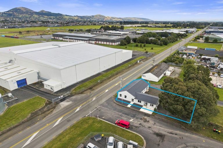Photo of property in 205 Dukes Road North, Mosgiel, 9092