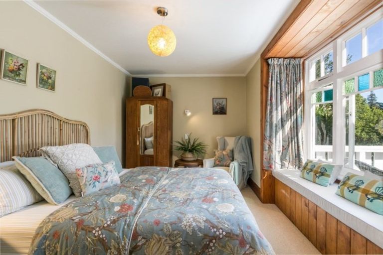 Photo of property in 20 Enfield Road, Hospital Hill, Napier, 4110