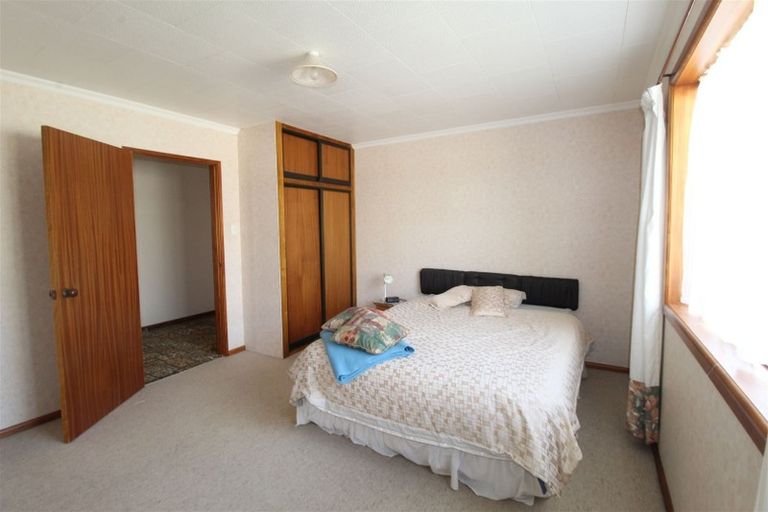 Photo of property in 42 Bledisloe Street, Kurow, 9435