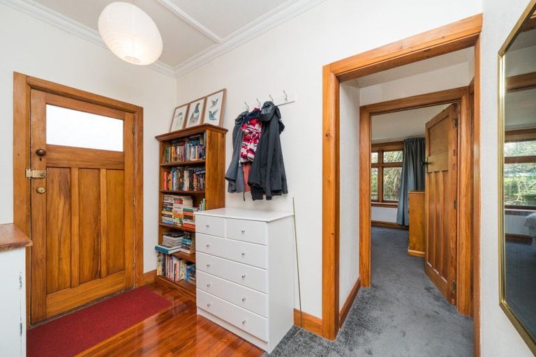Photo of property in 105b Pahiatua Street, Hokowhitu, Palmerston North, 4410