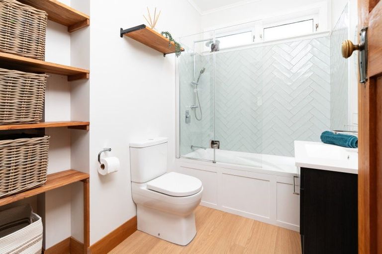 Photo of property in 17 Cornford Street, Karori, Wellington, 6012