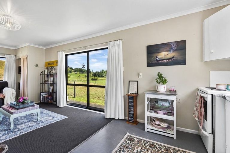 Photo of property in 1083 Tarata Road, Kaimata, Inglewood, 4387