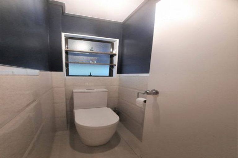 Photo of property in 64a Archibald Road, Kelston, Auckland, 0602