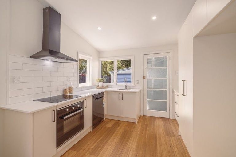 Photo of property in 17 Manning Place, Woolston, Christchurch, 8023