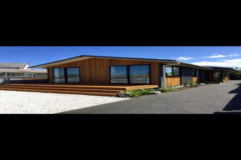 Photo of property in 51 Saint Andrews Hill Road, Mount Pleasant, Christchurch, 8081