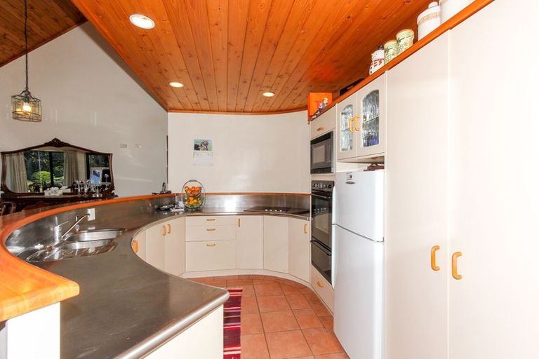 Photo of property in 373 Mangorei Road, Merrilands, New Plymouth, 4312