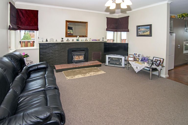 Photo of property in 16 York Street, Solway, Masterton, 5810