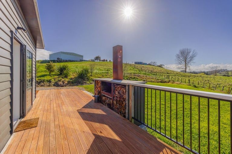 Photo of property in 39 Great North Road, Waipawa, 4210
