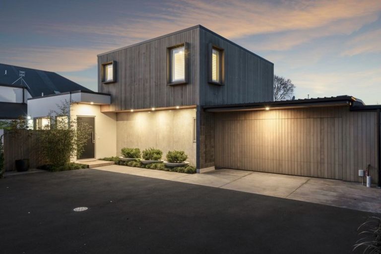 Photo of property in 49b Mcdougall Avenue, St Albans, Christchurch, 8014