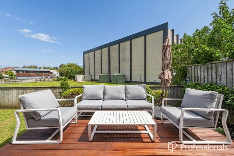 Photo of property in 9b Taita Drive, Boulcott, Lower Hutt, 5011