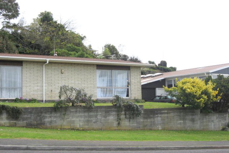 Photo of property in 170 Omata Road, Blagdon, New Plymouth, 4310