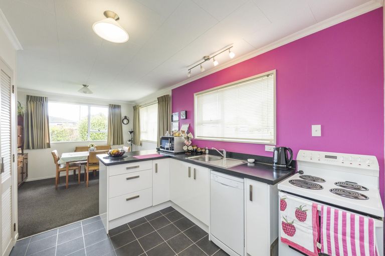 Photo of property in 53 Carter Crescent, Awapuni, Palmerston North, 4412