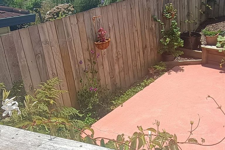 Photo of property in 20 Stratford Drive, Cable Bay, 0420