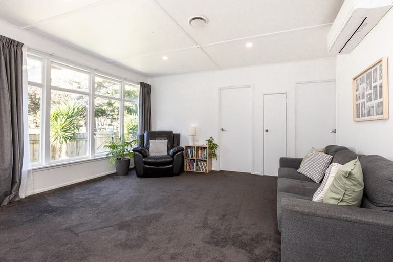 Photo of property in 2/201 Kenilworth Road, Mayfair, Hastings, 4122