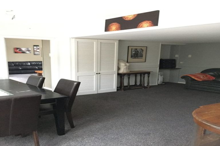 Photo of property in 369 Marine Parade, New Brighton, Christchurch, 8061