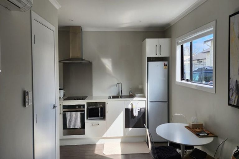 Photo of property in 1/17 Vialou Street, Hamilton Central, Hamilton, 3204