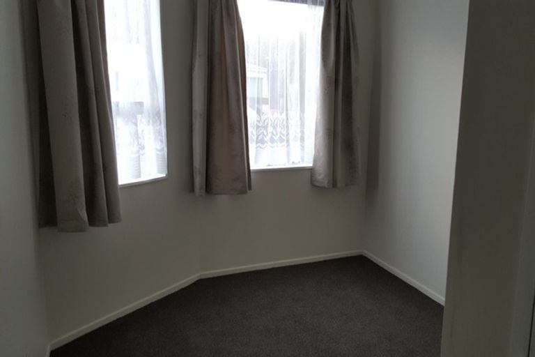 Photo of property in 1/17 Quinn Grove, Ranui, Porirua, 5024