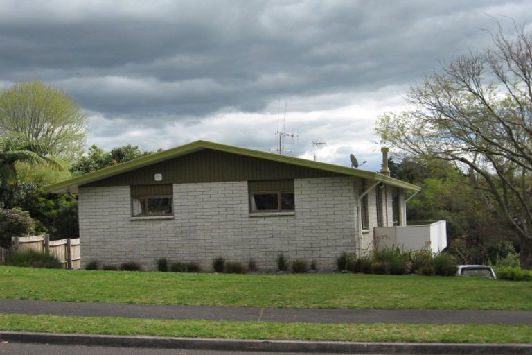 Photo of property in 48 Cumberland Crescent, Welcome Bay, Tauranga, 3112