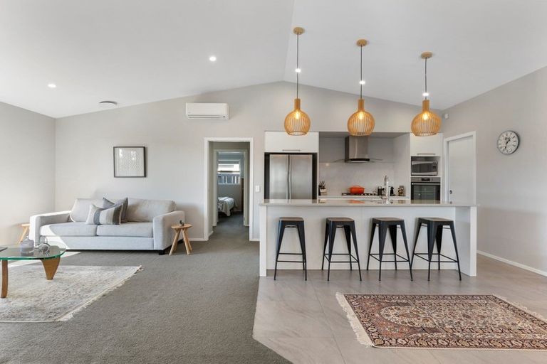 Photo of property in 34 Awatira Drive, Papamoa Beach, Papamoa, 3118