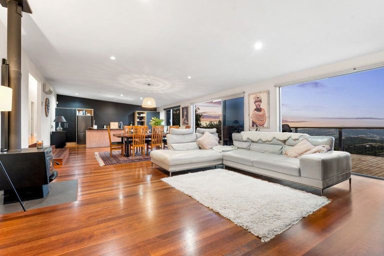 Photo of property in 200 Govan Wilson Road, Whangaripo, Warkworth, 0985