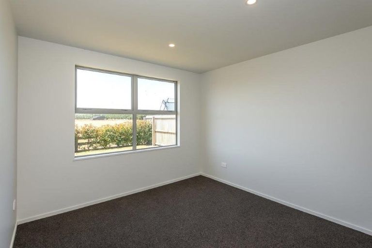 Photo of property in 1 Catchpole Place, Woodend, 7610