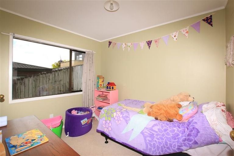 Photo of property in 6/37a Glengarry Road, Glen Eden, Auckland, 0602