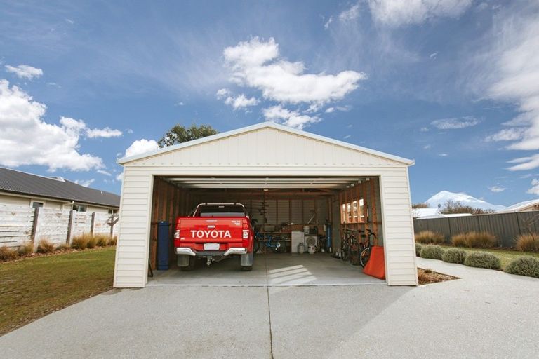 Photo of property in 3 Hebbard Court, Albert Town, Wanaka, 9305